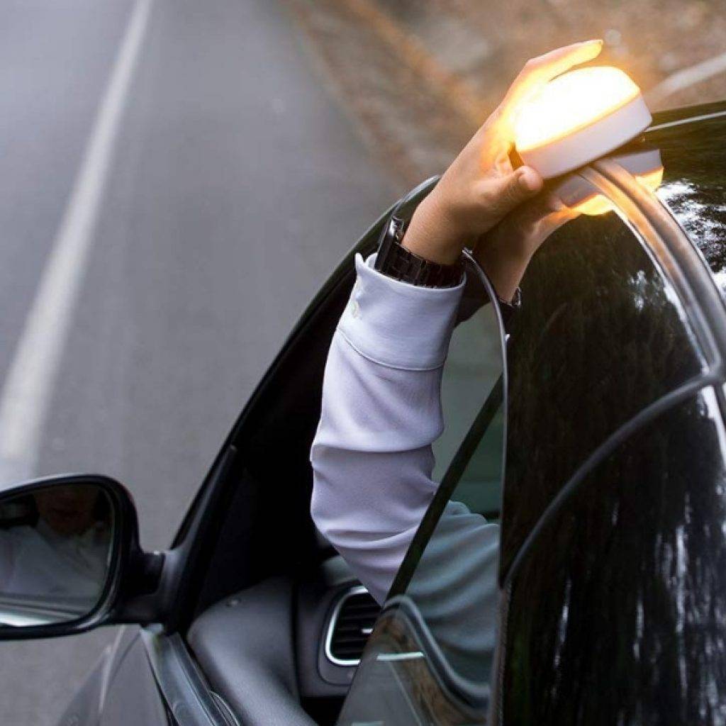 senal luminosa V16 luz de emergencia 01